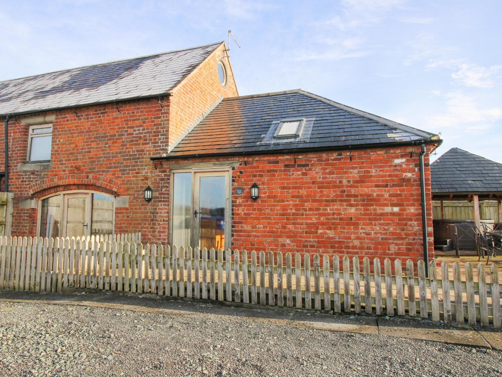 Millstone Cottages - Granary Cottage Shrewsbury Bagian luar foto